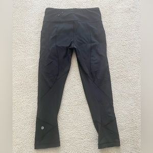 LULULEMON cropped leggings